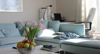 Painting VS Wallpapering: The Pros And The Cons
